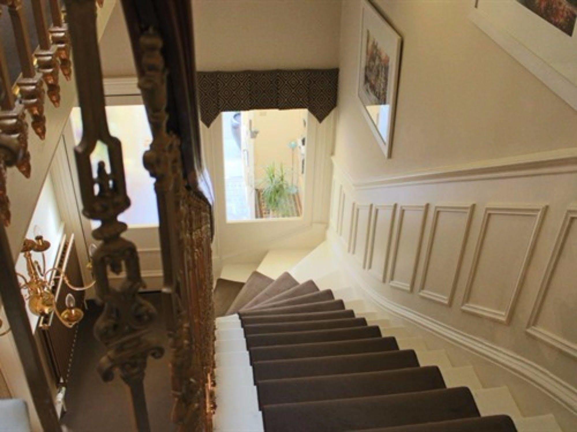 Highfield Guest House Edinburg Exteriör bild